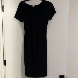 Zenana Premium Black midi tshirt dress